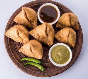Mini Aloo Samosa (10 Piece)