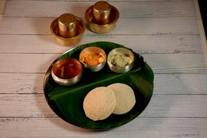 Sada Idli (2 pieces)
