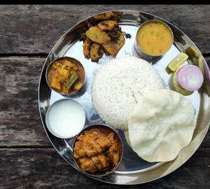 Chicken thali