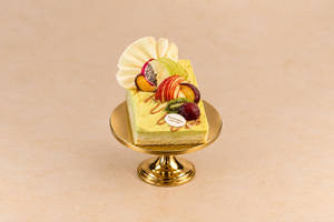Pistachio Open Face Cake 800g