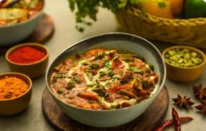 Mix Veg Red Gravy