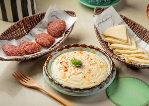 Crispy Falafel Hummus & Pita