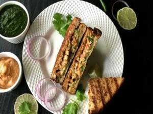 Tandoori Paneer Sandwich