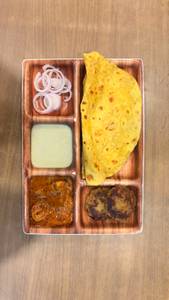 Lucknow Veg Kabab Paratha