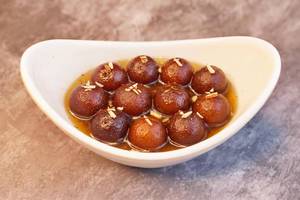Gulab Jamun (10 Pieces)