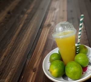 Pure fresh mossambi juice