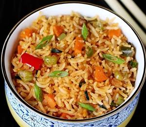 Schezwan fried rice veg