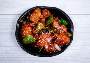 Boneless chilli chicken
