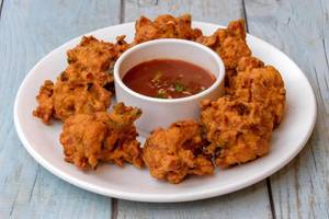 Veg pakoda (8 pieces)