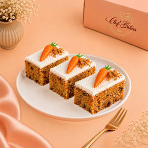 Carrot Cake Cream Cheese Frosty