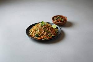 Veg Chowmein with Veg Chilli