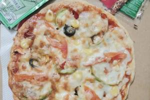 Veggies Fresh Pizza