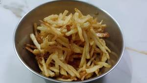 Jhuri aloo bhaja