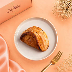 Egg Puff  Roll.