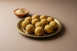 Plain Besan Laddu