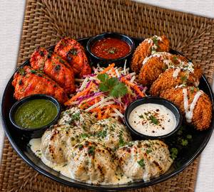 Non Veg Momos Plater (12 Pcs)