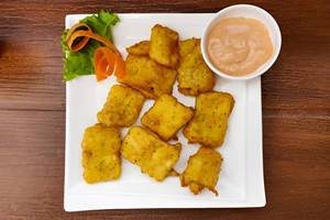 Paneer Pakoda (8 Pieces)