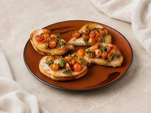 Tomato Basil Bruschetta