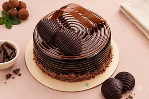 Belgium Chocolate Classic Medium Cake