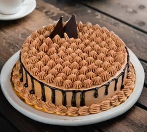 Chocolate Tiramisu Design Cake
