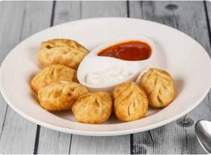 Veg Fried Momos [6 Pieces]
