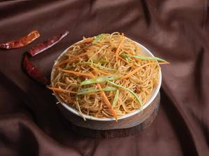 Veg Hakka Chowmein