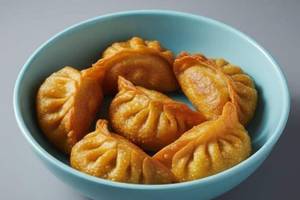 Chicken Fried Momos [7 Pieces]