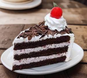 Back Forest pastry