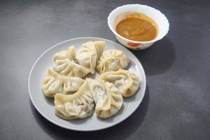 Chicken Steamed Momos [7 Pieces]