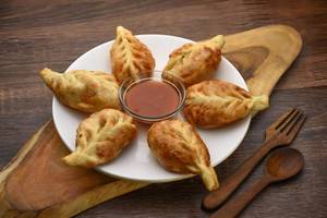 Fried momos (6 pieces)