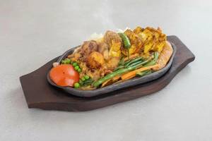 Paneer Shashlik Sizzler