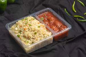 Veg Fried Rice With Paneer Chilli [4 Pieces]