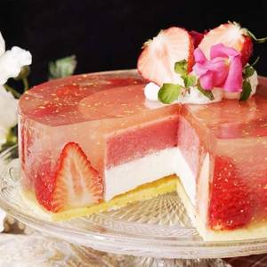 Strawberry jelly cake