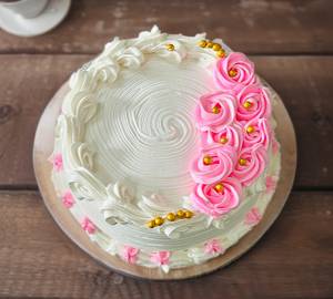 Flower Design Golden Ball Design Blueberry Cake