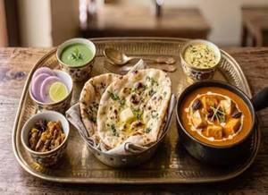 Shahi Paneer + 2 Butter Naans