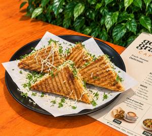 Veg Grilled Sandwich