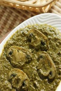 Saag Mushroom
