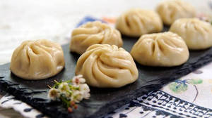 Veg Steamed Momos [8PCS]
