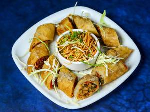 Paneer Kurkure Spring Roll [2Pcs]