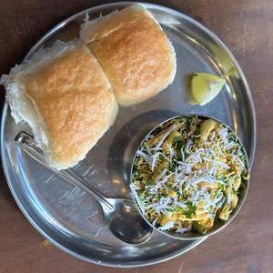 Jain Cheese Misal