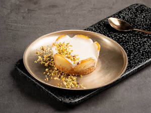 Gulab Jamun Cheese Cake