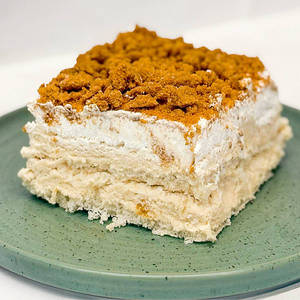 Lotus Biscoff Dream Cake