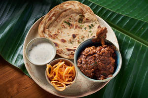Khada Masala Chicken Platter