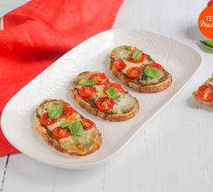 Pesto Bruschetta