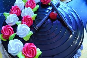 Chocolate fantasy cake