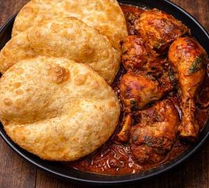 3 Idiyappam + Chicken Curry
