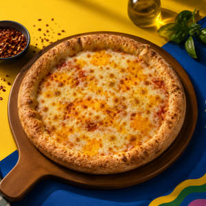 Margherita Cheesy Mania Pizza.