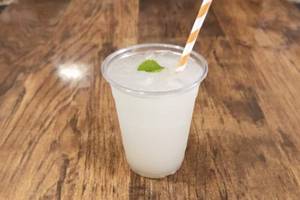 Lichi mojito