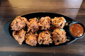 Veg Pakoda [6 Pieces]