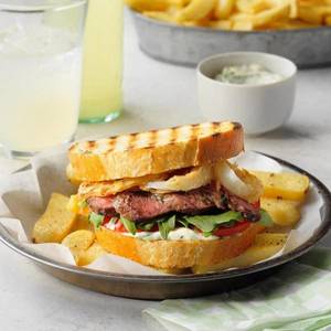 Crunchy chicken sandwich